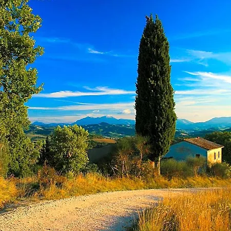 Ca'lavalle Alojamento de Acomodação e Pequeno-almoço Urbino